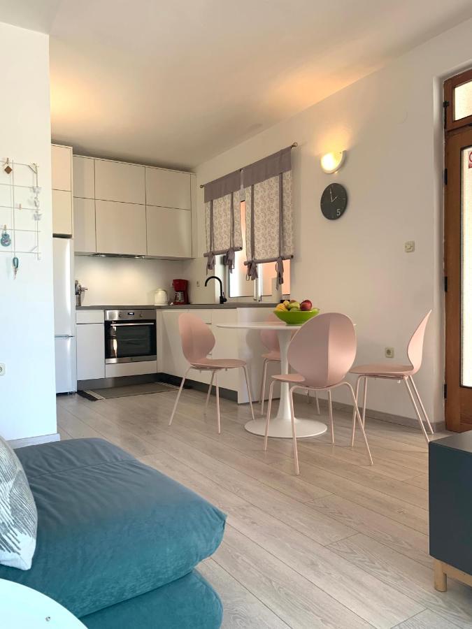 Apartment Chiara Tucepi Exterior photo